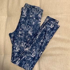 Blue sky print leggings size XS